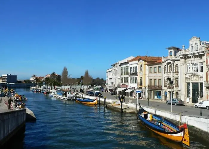 アパート Azuleixo アヴェイロ