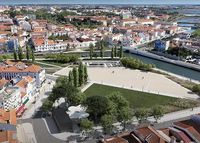 アパート Azuleixo